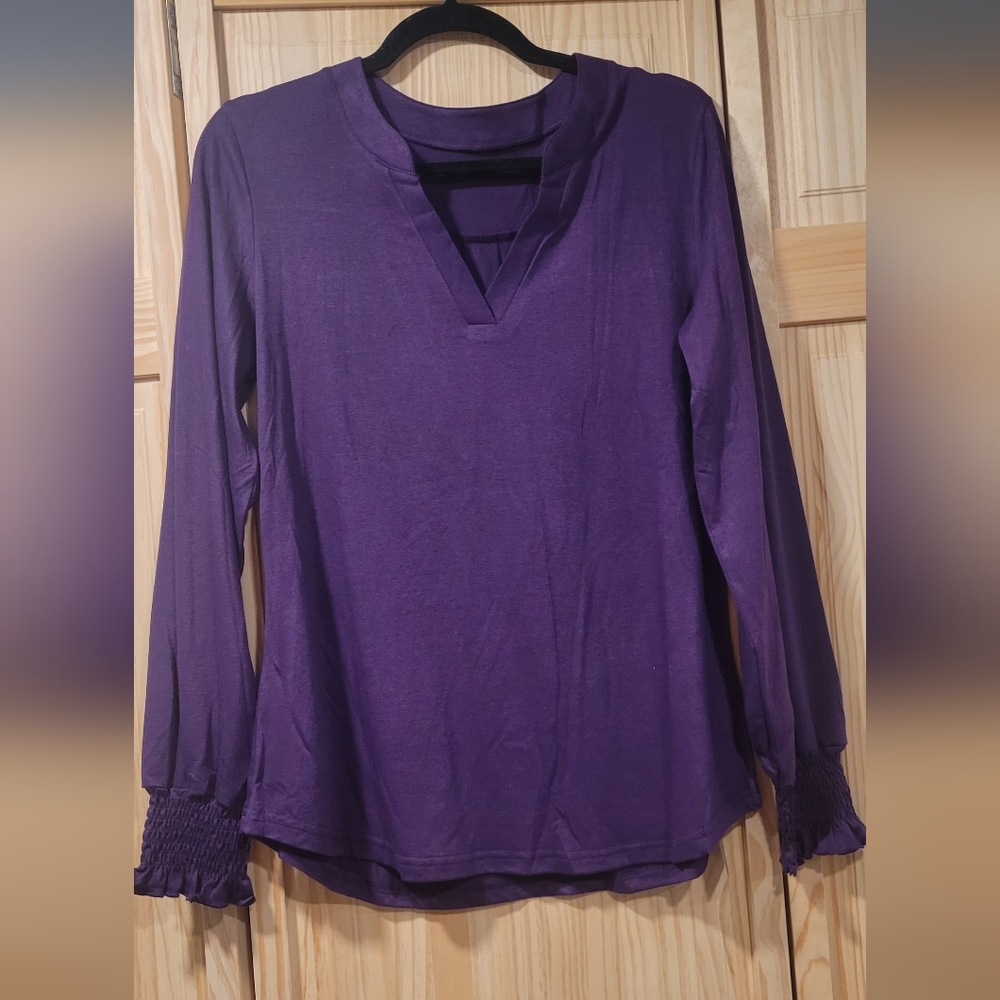 ☀️Romanstii Purple Long Sleeve Top Size M NWT